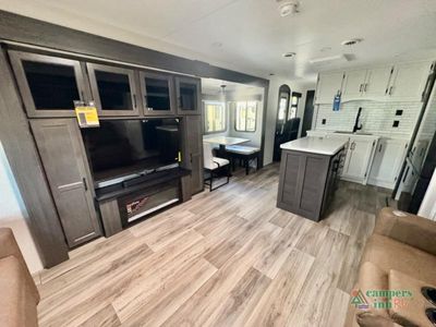 2026 Venture RV SportTrek Touring Edition — photo 8 view