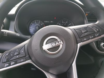 2023 Nissan Kicks - Photo 12