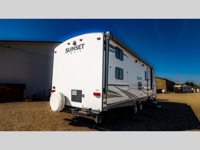 2018 CrossRoads RV Sunset Trail Super Lite - Photo 9