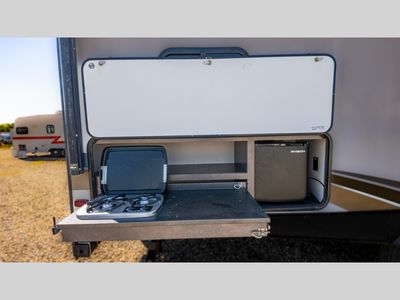 2018 CrossRoads RV Sunset Trail Super Lite - Photo 10