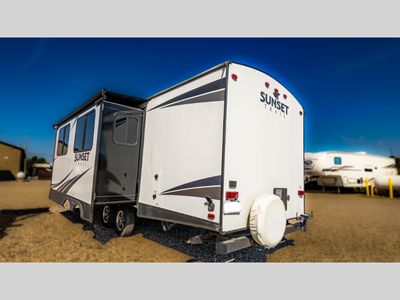 2018 CrossRoads RV Sunset Trail Super Lite - Photo 7