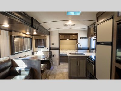 2018 CrossRoads RV Sunset Trail Super Lite - Photo 28