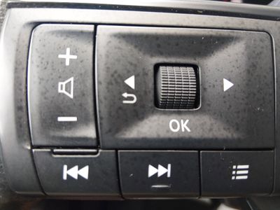 2024 Nissan Rogue — photo 12 view