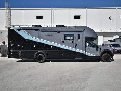 2026 Grand Design LINEAGE SERIES F - Photo 42