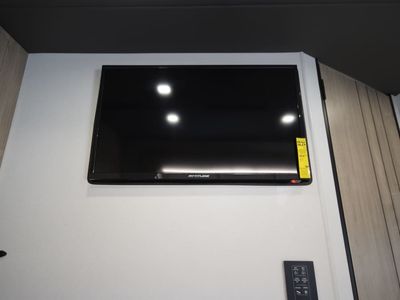 2026 Grand Design LINEAGE SERIES F - Photo 22