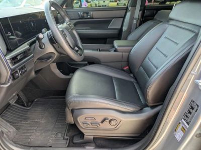 2025 Hyundai Santa Fe Hybrid — photo 11 view