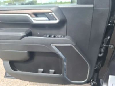 2026 Chevrolet Silverado 1500 — photo 29 view