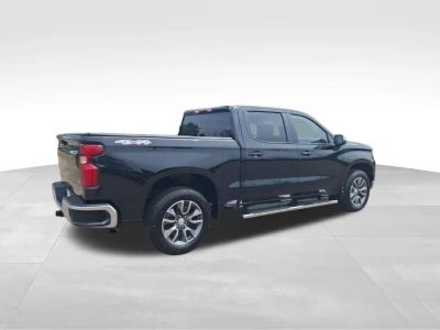 2026 Chevrolet Silverado 1500 — photo 12 view