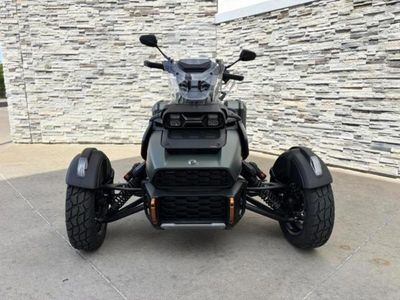 2025 Can-Am Canyon Redrock - Photo 1