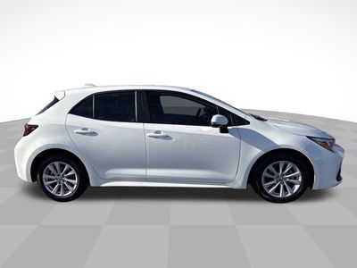 2025 Toyota Corolla Hatchback - Photo 4