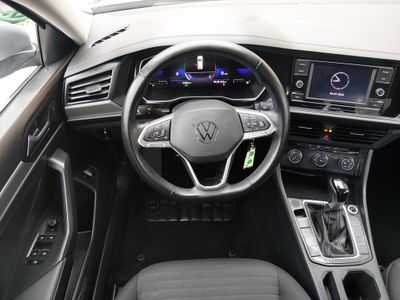 2024 Volkswagen Jetta - Photo 17