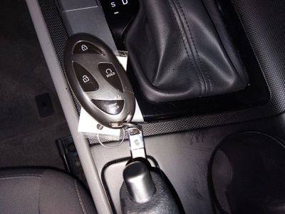 2024 Hyundai Elantra — photo 15 view