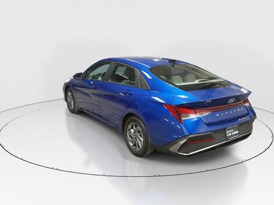 2024 Hyundai Elantra — detail view