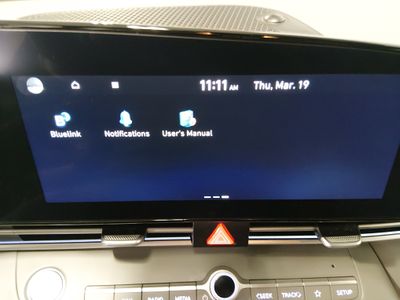 2024 Hyundai Elantra — photo 19 view