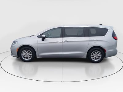 2023 Chrysler Pacifica — interior view