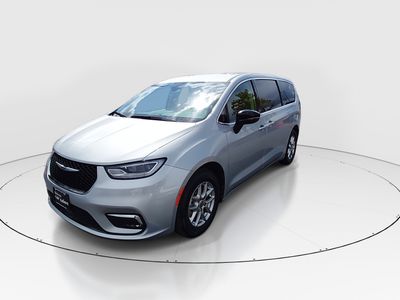 2024 Chrysler Pacifica — rear three-quarter view