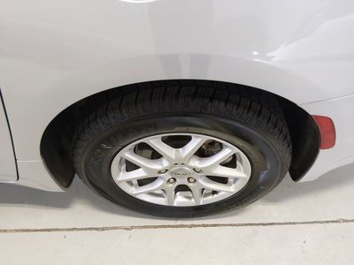 2024 Chrysler Pacifica — photo 10 view
