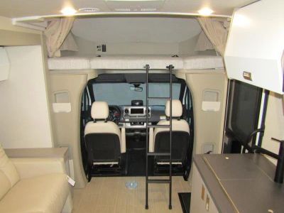 2026 Winnebago VIEW - Photo 4