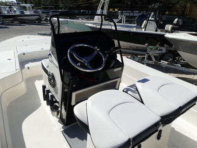 2026 ShearWater X22 Hybrid - Photo 8
