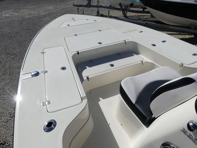 2026 ShearWater X22 Hybrid - Photo 14