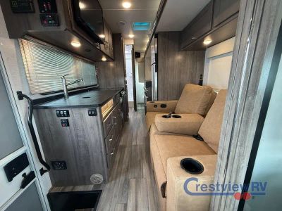 2025 Winnebago Porto - Photo 22