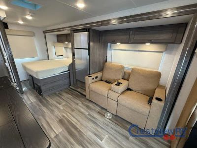 2025 Winnebago Porto - Photo 4
