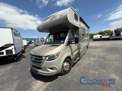 2025 Winnebago Porto - Photo 3