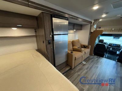 2025 Winnebago Porto - Photo 8