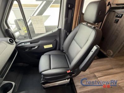 2025 Winnebago Porto - Photo 19