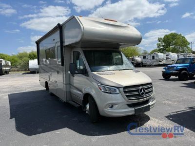 2025 Winnebago Porto - Photo 1