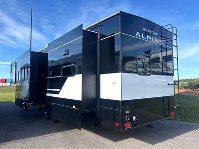 2026 Keystone Alpine Avalanche Edition - Photo 3