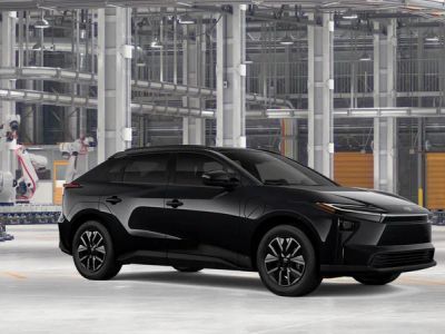 2026 Toyota bZ - Photo 16