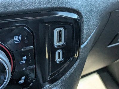 2024 Chevrolet Silverado 3500HD — photo 22 view