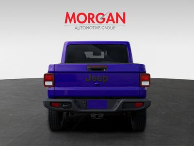 2026 Jeep Gladiator — photo 9 view