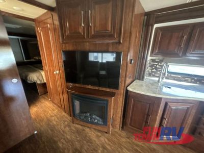 2017 Coachmen RV Mirada Select - Photo 8