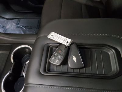2024 Chevrolet Tahoe — photo 15 view