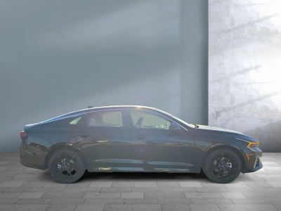 2026 Kia K5 — interior view