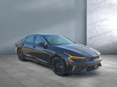 2026 Kia K5 — side profile view