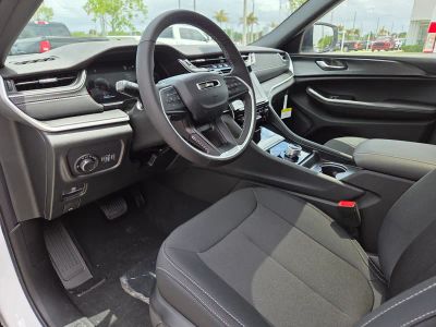 2026 Jeep Grand Cherokee L — photo 15 view