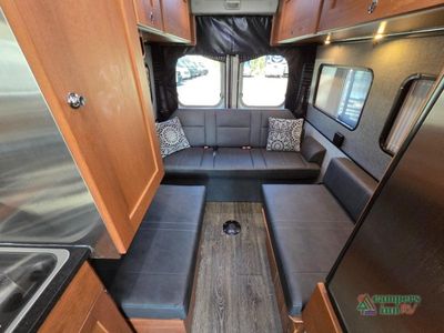 2019 Roadtrek Zion - Photo 35