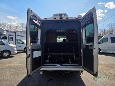 2019 Roadtrek Zion - Photo 6