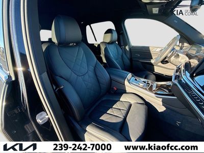 2026 BMW X5 — photo 9 view