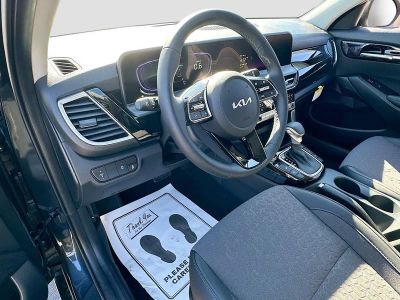 2026 Kia Seltos — photo 9 view