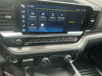 2026 Chevrolet Silverado 1500 - Photo 12