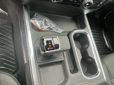 2026 Chevrolet Silverado 1500 - Photo 13