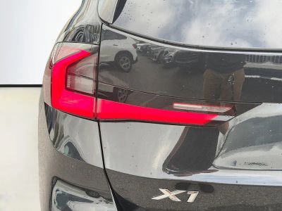 2025 BMW X1 — photo 11 view