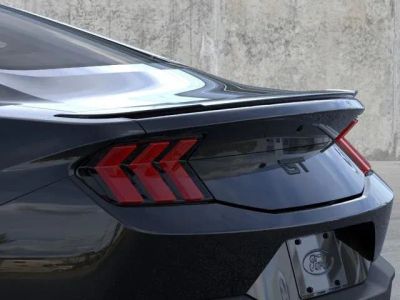 2026 Ford Mustang - Photo 22