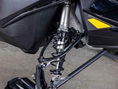 2018 Ski-Doo Summit SP Electric PowderMax Light 2.5 FlexEdge Rotax 850 E-TEC Black 16 - Photo 4