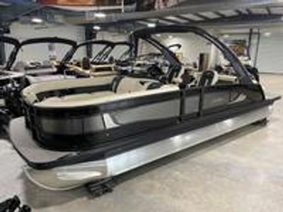 2026 Barletta Lusso L25UCA - Photo 1