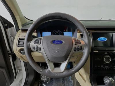 2017 Ford Flex — photo 15 view